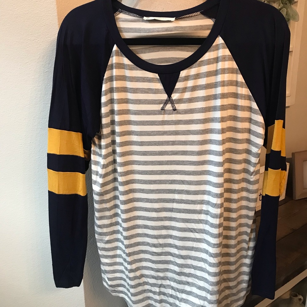 Long sleeve top